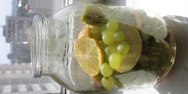 Рецепт компота из винограда с яблоками в зиму