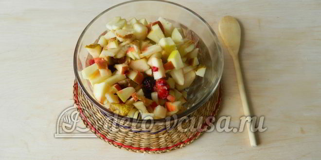 Рецепт компота из яблок, груш и ягод
