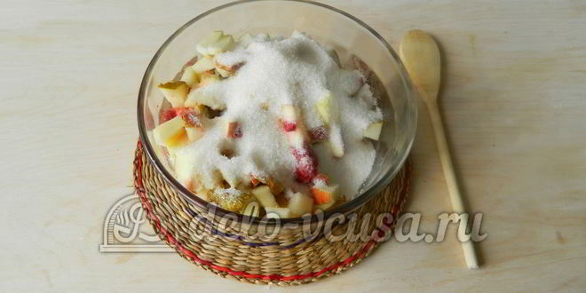 Рецепт компота из яблок, груш и ягод