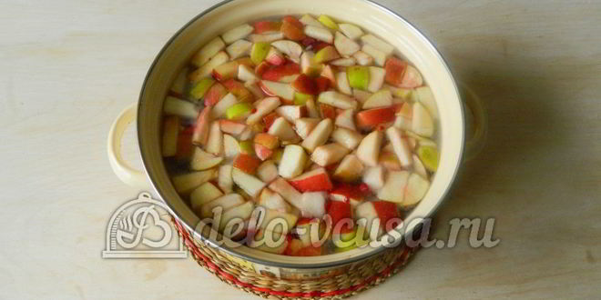 Рецепт компота из яблок, груш и ягод