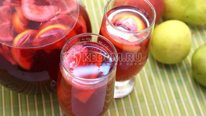 Рецепт Вишневого компота с лимоном