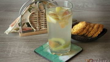 Рецепт Яблочного компота с киви и лимоном