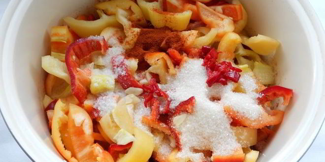 Рецепт лечо с луком и морковью в мультиварке на зиму