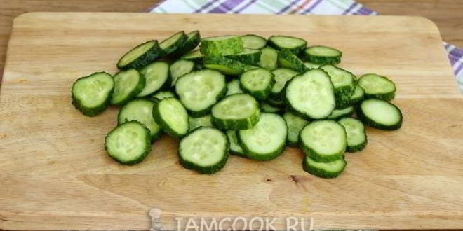 Рецепт лечо с огурцами, помидорами и перцем