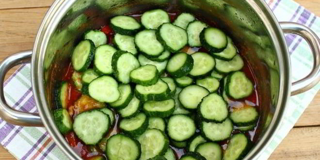 Рецепт лечо с огурцами, помидорами и перцем