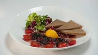 Рецепт Пятиминутки из белого амура с лечо