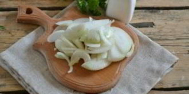 Рецепт капусты, маринованной с перцем и луком