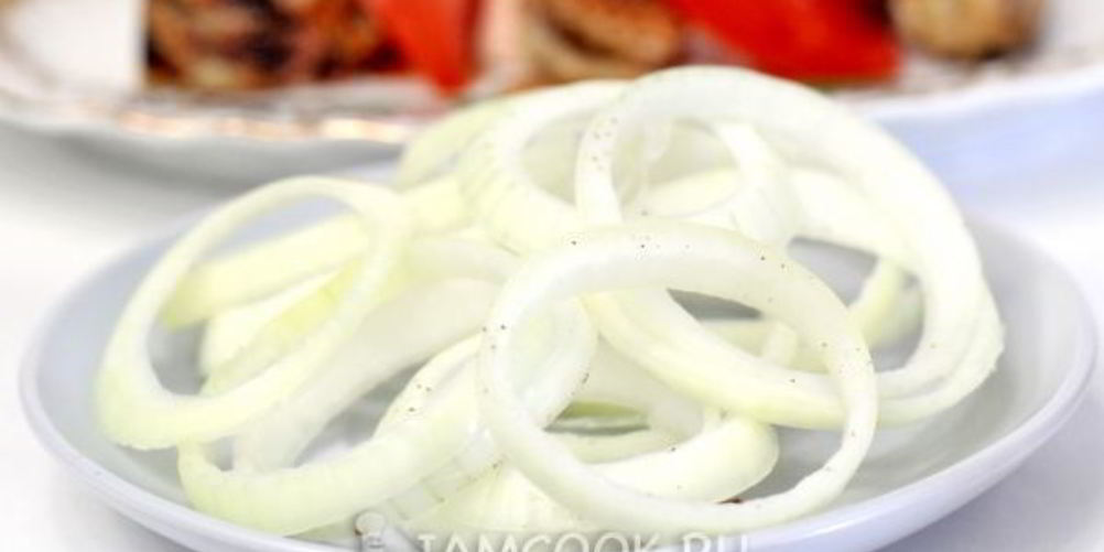 Как приготовить маринованный лук для шашлыка