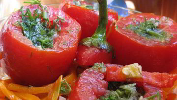 Рецепт Маринованных помидорчиков с морковью Дракоша