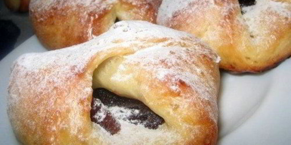 Как приготовить булочки подушечки с клубничным повидлом