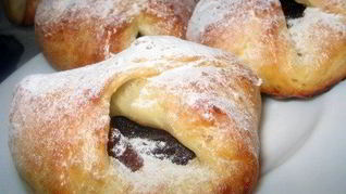 Рецепт Булочек Подушечки с клубничным повидлом