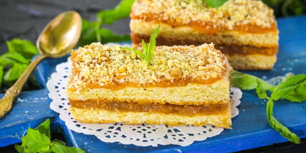 Как приготовить песочную полоску с повидлом