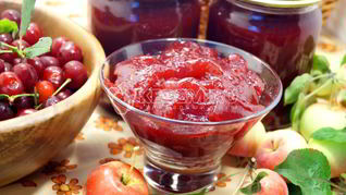Рецепт Яблочного повидла с вишней Бабушкино