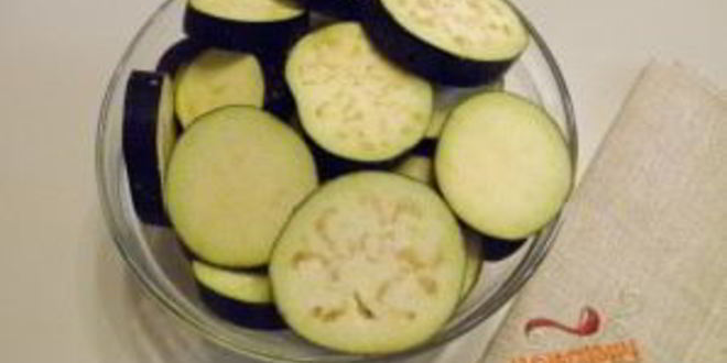 Рецепт синеньких с морковкой и чесноком на зиму