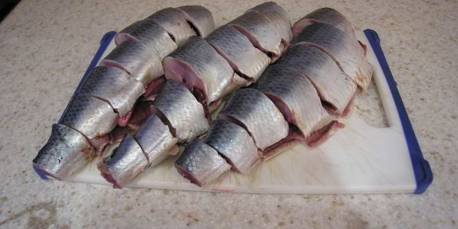 Рецепт домашней малосольной сельди