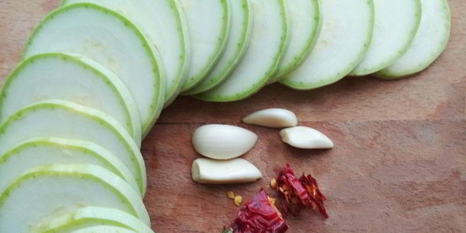 Рецепт малосольных огурчиков и кабачки