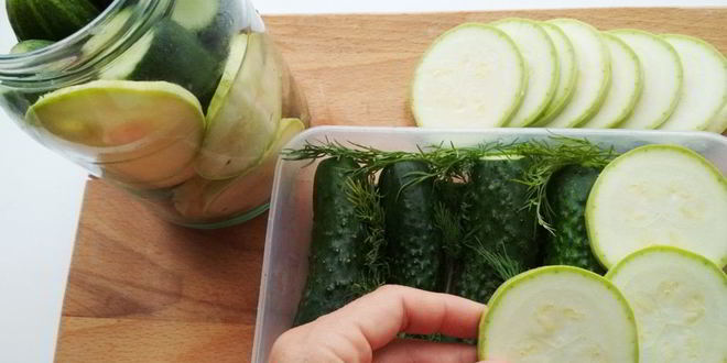 Рецепт малосольных огурчиков и кабачки