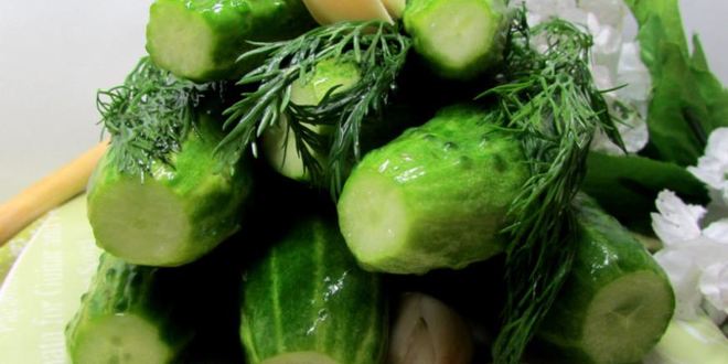 Рецепт малосольных огурчиков в минеральной воде