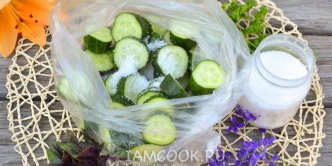 Рецепт малосольных огурцов за 5 минут