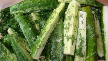 Рецепт Малосольных огурцов засоленных в пакете