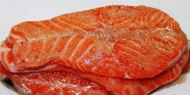 Рецепт слабосоленой семги в коньяке с мускатным орехом