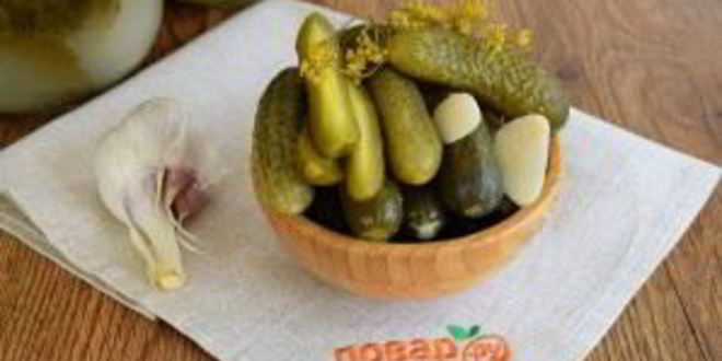 Рецепт соленых огурцов на зиму в банках