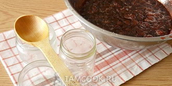 Рецепт густого варенья из клубники