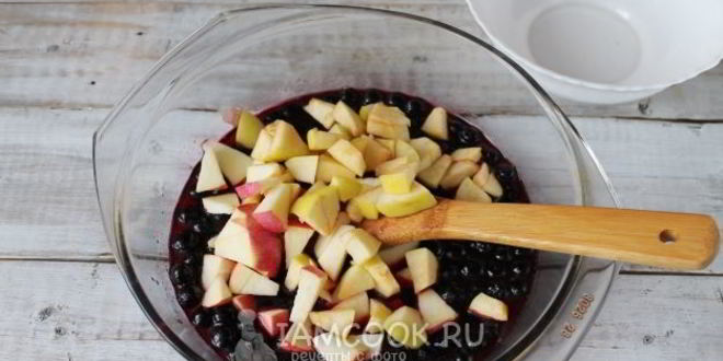 Рецепт варенья из черноплодной рябины с яблоками