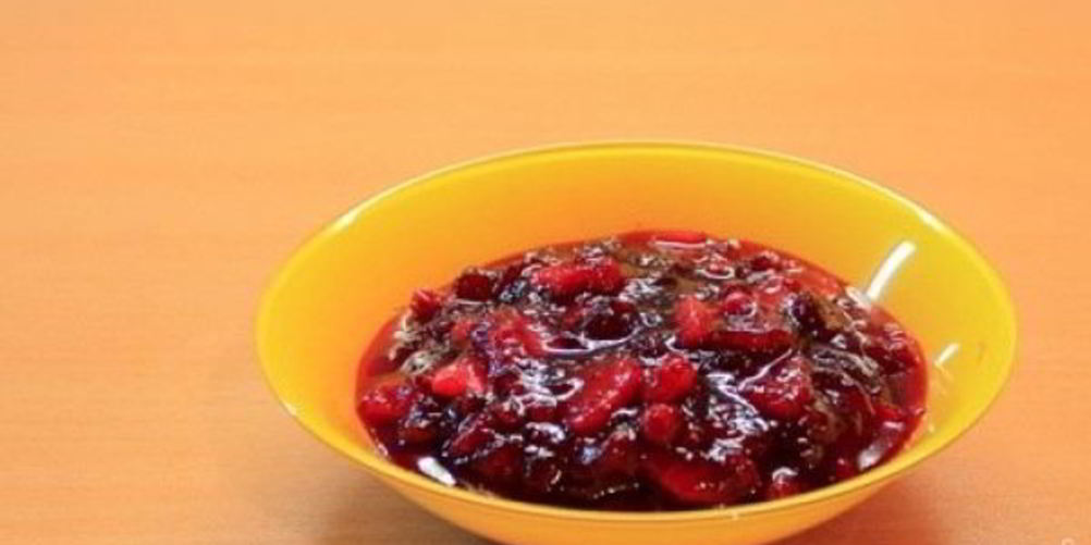 Как приготовить варенье из рябины с яблоками