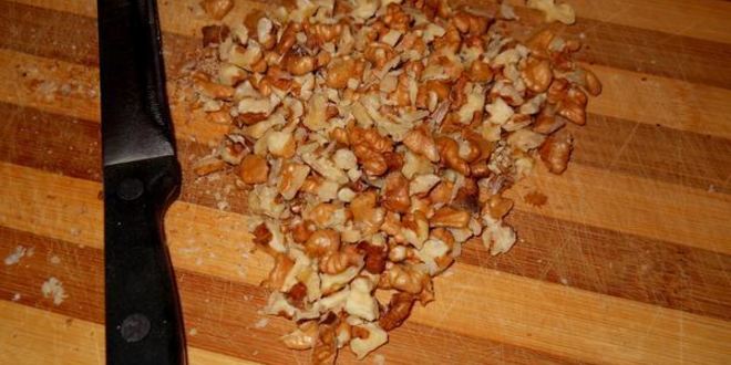 Рецепт яблок запеченных с вареньем и грецкими орехами