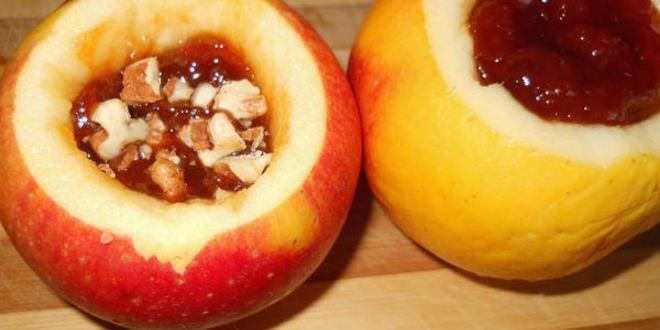 Рецепт яблок запеченных с вареньем и грецкими орехами