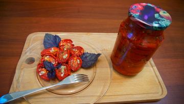 Рецепт Вяленых томатов Проще не бывает в духовке на зиму