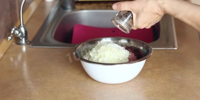 Рецепт хрустящих беляшей с мясом на дрожжевом тесте