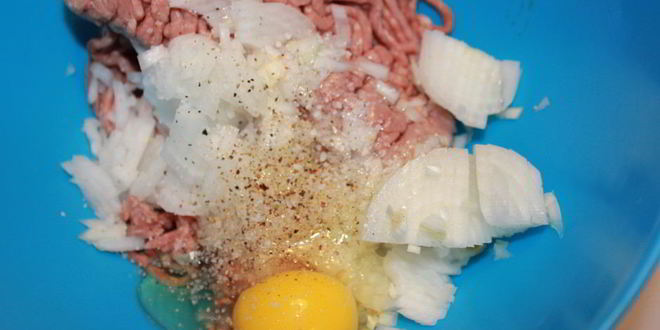 Рецепт ленивых беляшей под сырной шапочкой