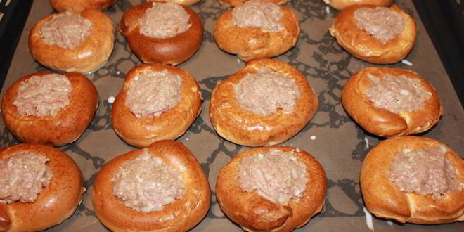 Рецепт ленивых беляшей под сырной шапочкой