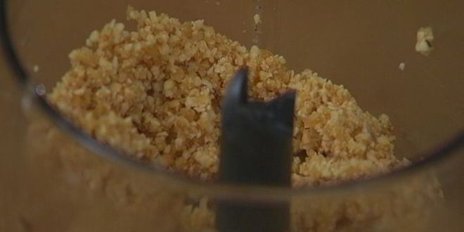 Рецепт брускетты с инжиром, яблоком и сыром