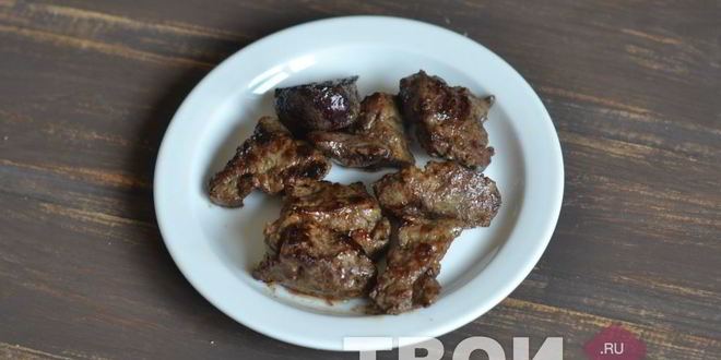 Рецепт брускетты с печенью и бальзамическим луком