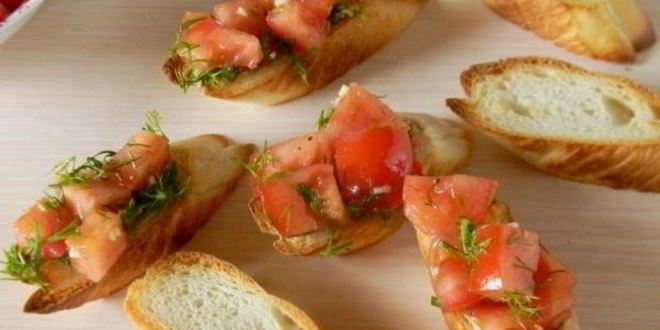 Рецепт брускетты с помидорами и сыром