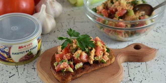 Рецепт брускетты с тунцом и сельдереем