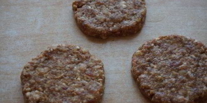 Рецепт бургера с ананасом и соусом терияки