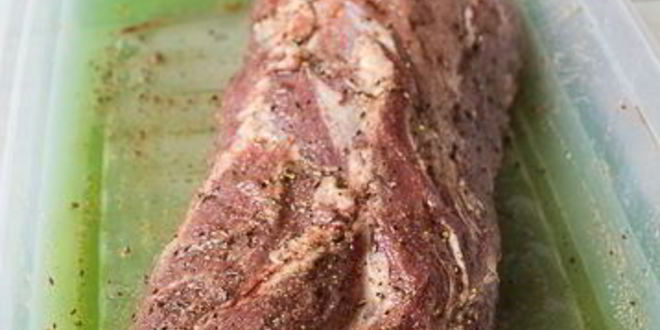 Рецепт бургера со свиной шеей и свекольным кремом