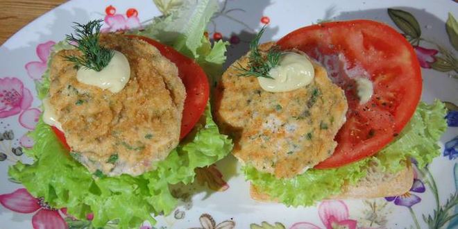 Рецепт бургеров с котлетками из семги и каперсов