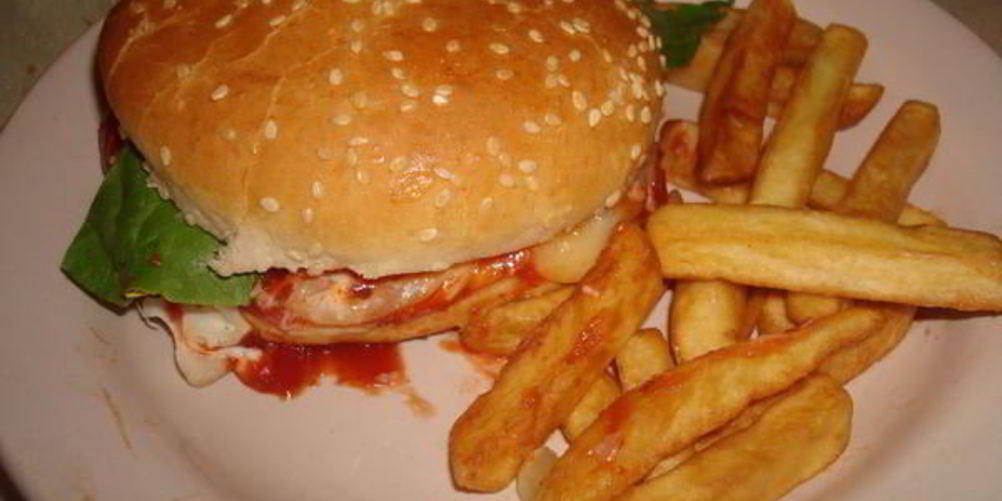 Как приготовить гамбургер из фарша и селедки