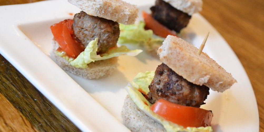 Как приготовить мини-гамбургеры