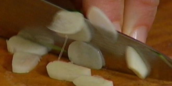 Рецепт овощных бургеров с чечевицей, грибами и курагой