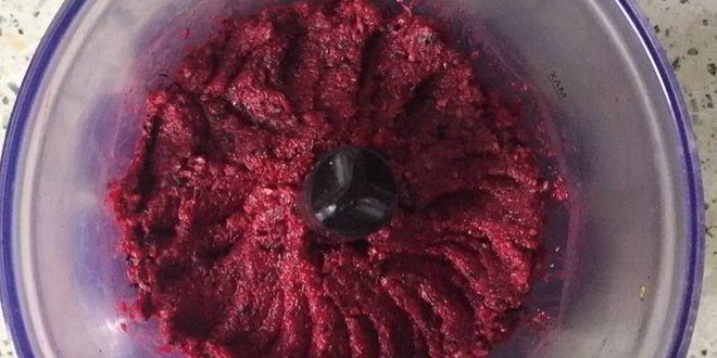 Рецепт постного бургера с котлетой из нута и свекольным соусом