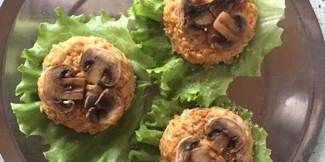 Рецепт постного бургера с котлетой из нута и свекольным соусом