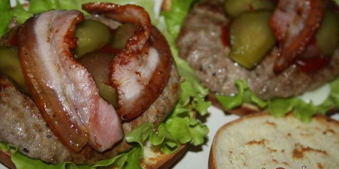 Рецепт сочных домашних бургеров