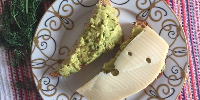 Рецепт бутерброда с авокадо