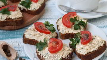 Рецепт Бутербродов с икрой трески, плавленым сыром и помидорами